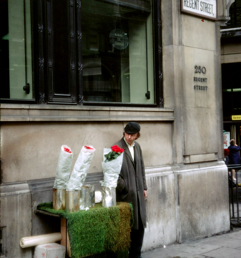 c1s5-example7-london-flower-vendor-rgb-jpg