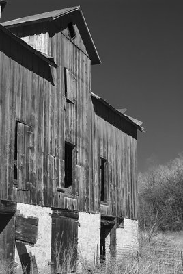 Barn1.jpg